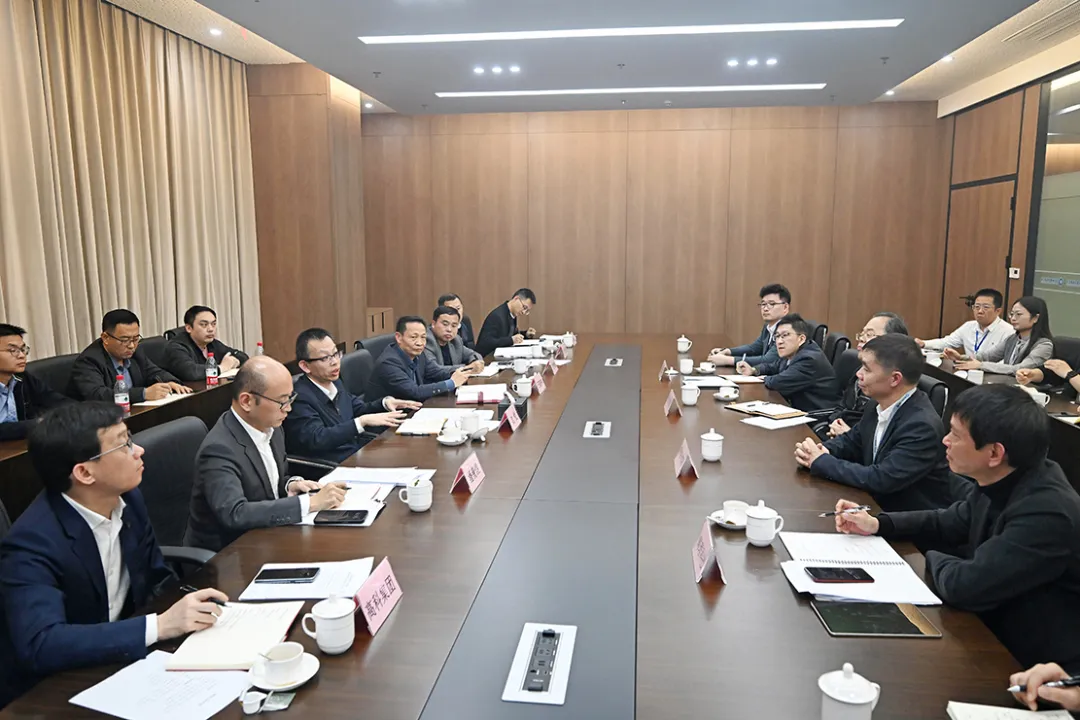 武漢市委常委、東湖高新區(qū)黨工委書記沈悅調(diào)研推進(jìn)數(shù)智病理產(chǎn)業(yè)發(fā)展工作.png